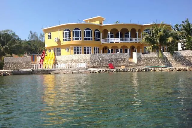 Waters Edge Guest House Montego Bay 0*,  Jamaica
