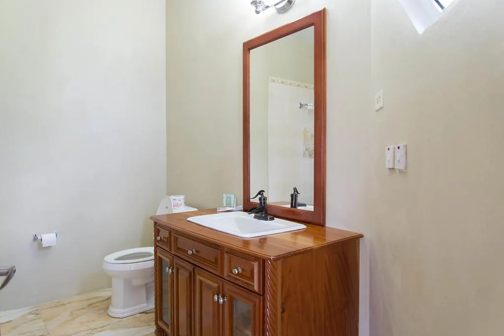 Homestay Waters Edge Guest House Montego Bay