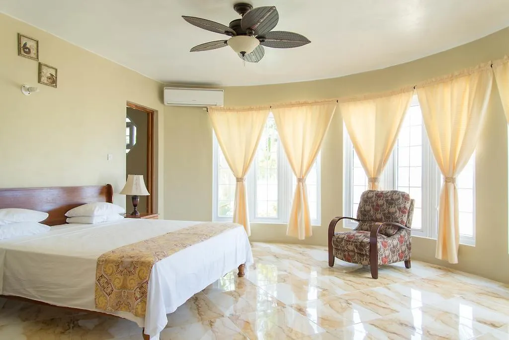 Waters Edge Guest House Montego Bay