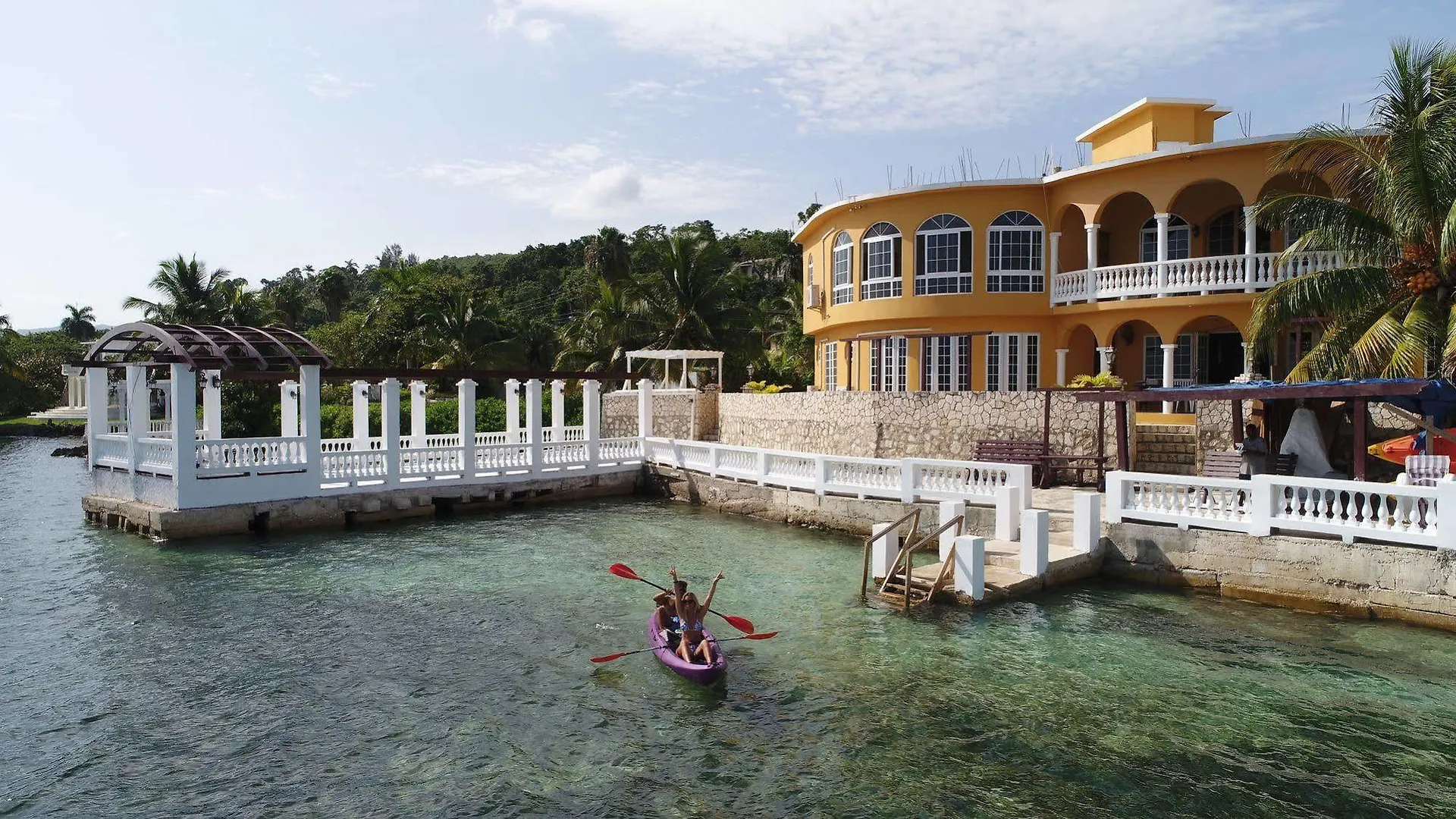 Waters Edge Guest House Montego Bay Jamaica